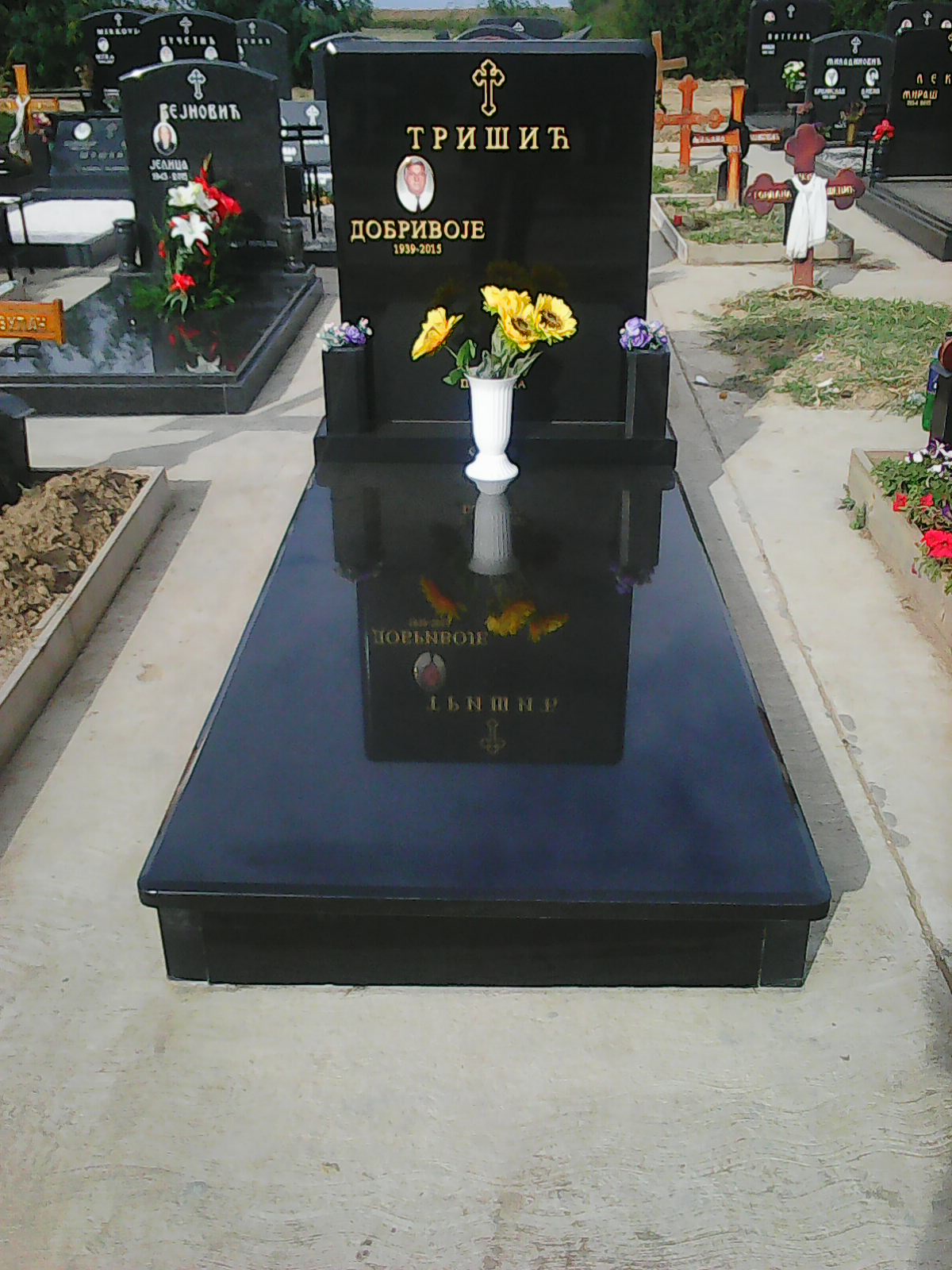 Gravestones model 100