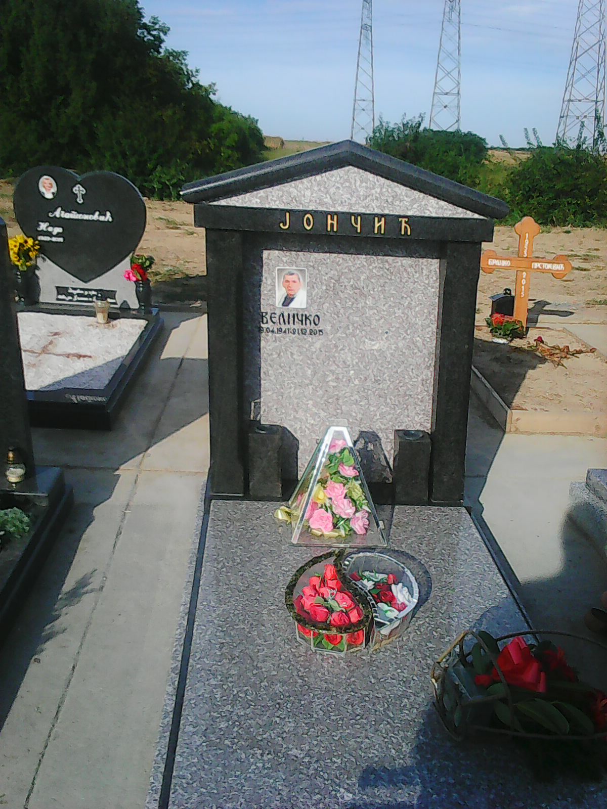 Gravestones model 102