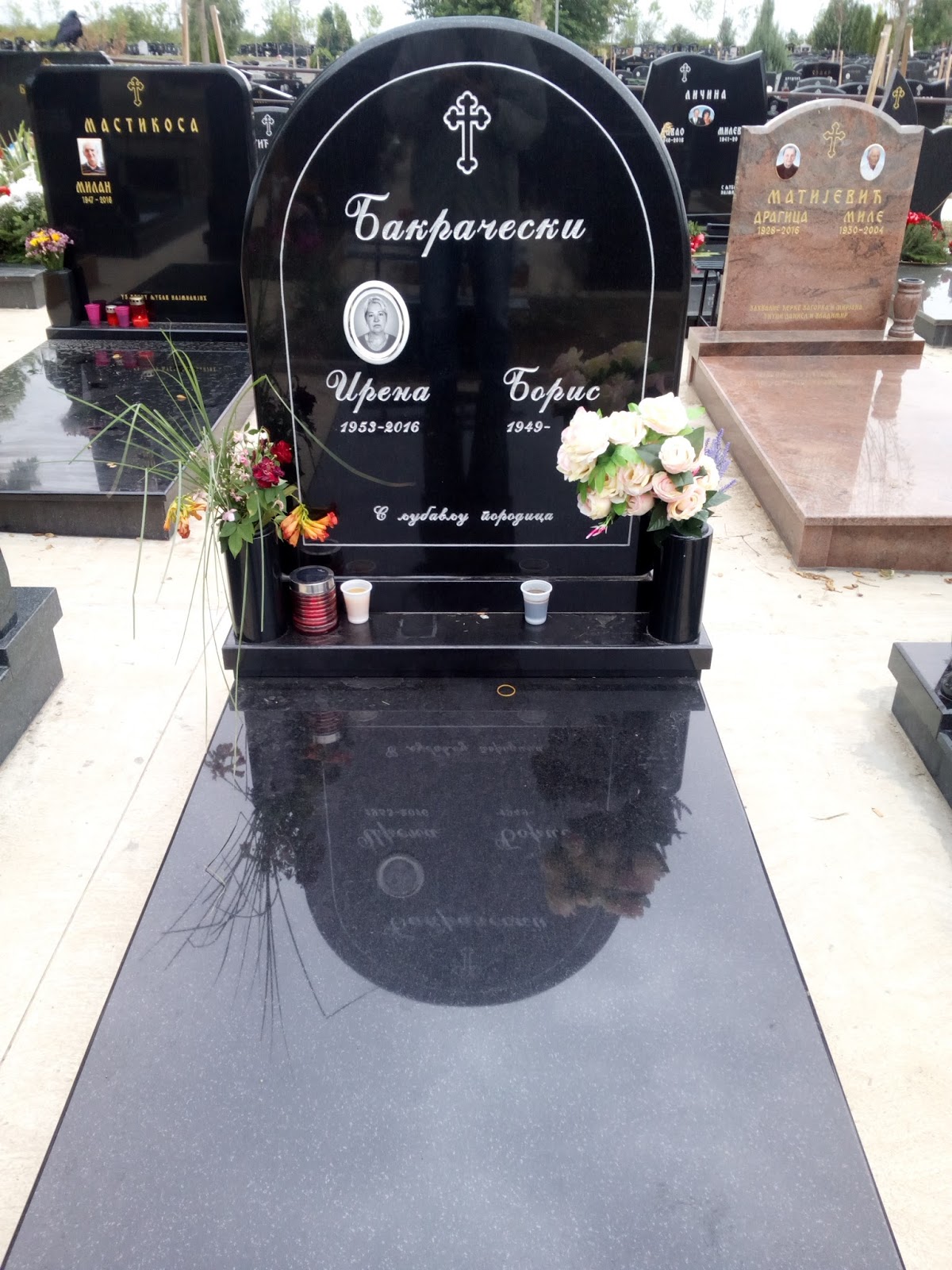 Gravestones model 119