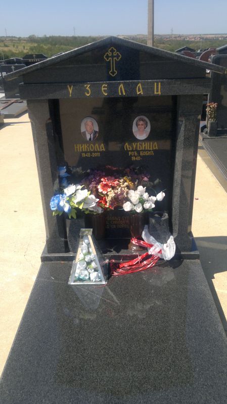 Gravestones model 27