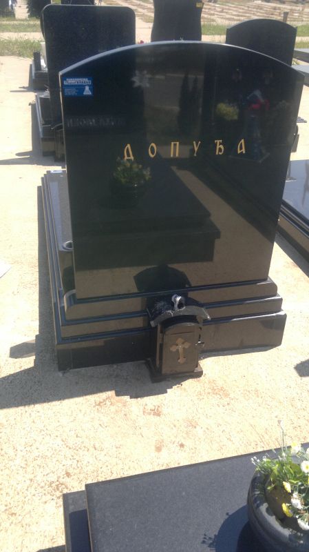 Gravestones model 37