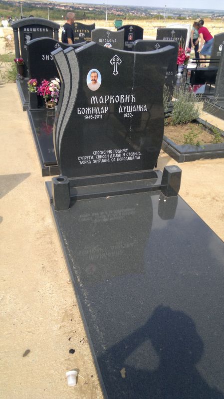 Gravestones model 62