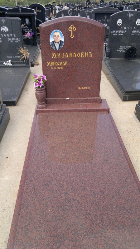 Gravestones model 65