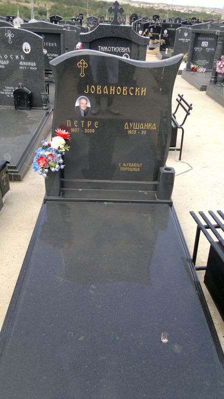 Gravestones model 66