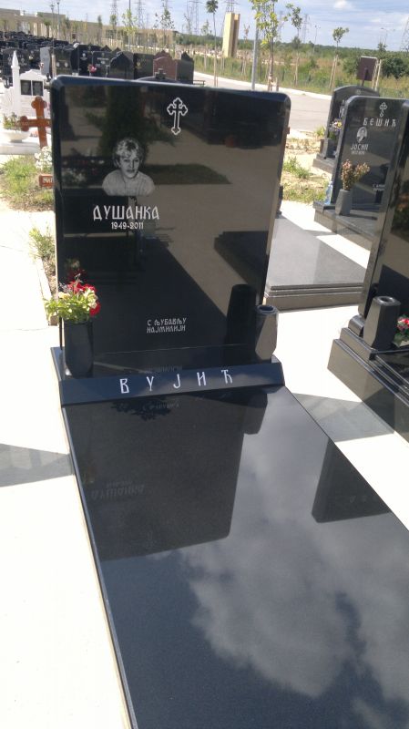 Gravestones model 77