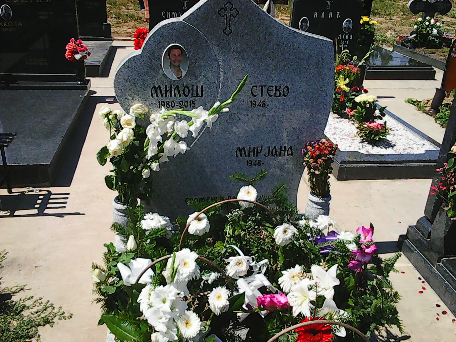 Gravestones model 92