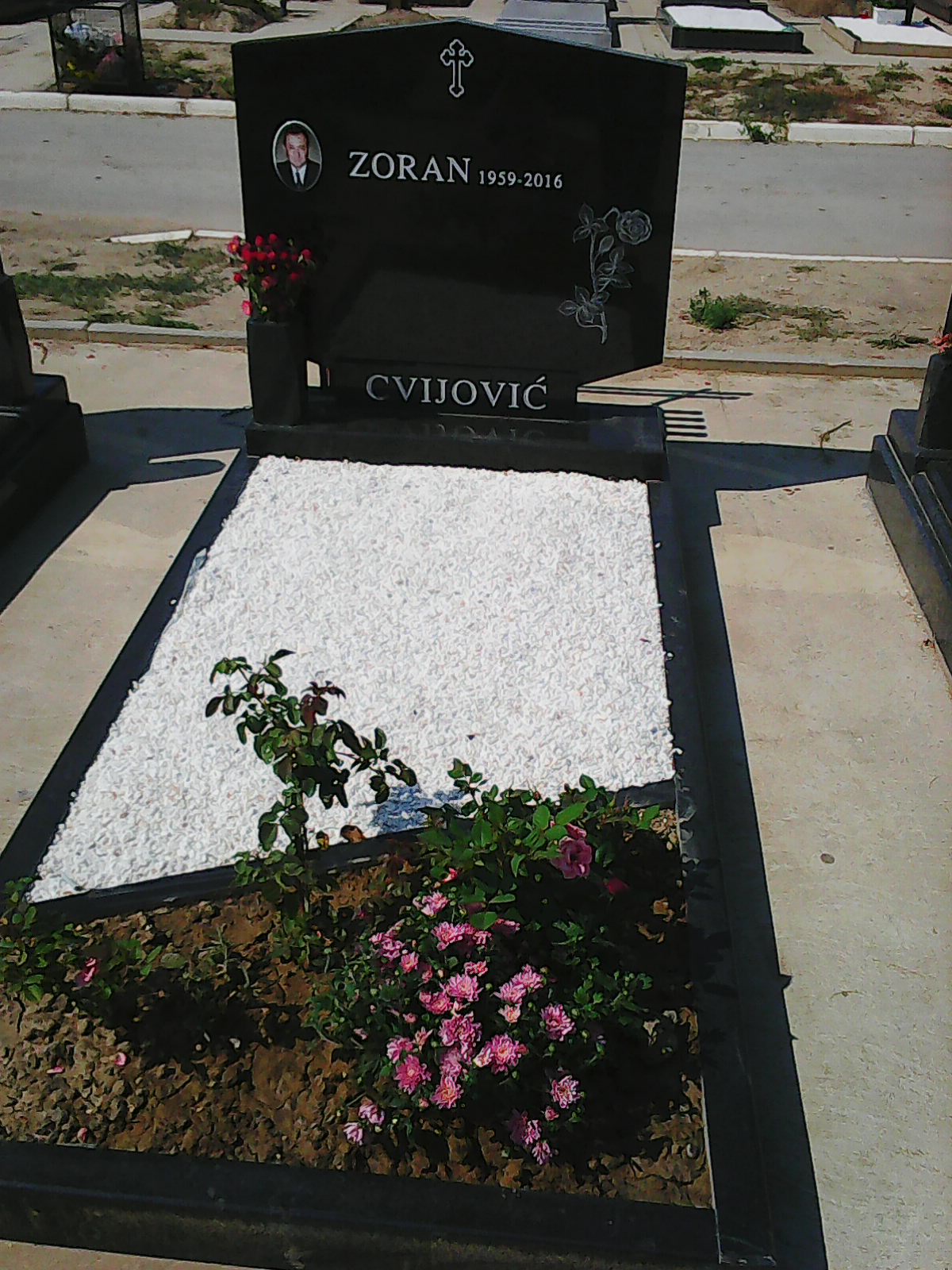 Gravestones model 98