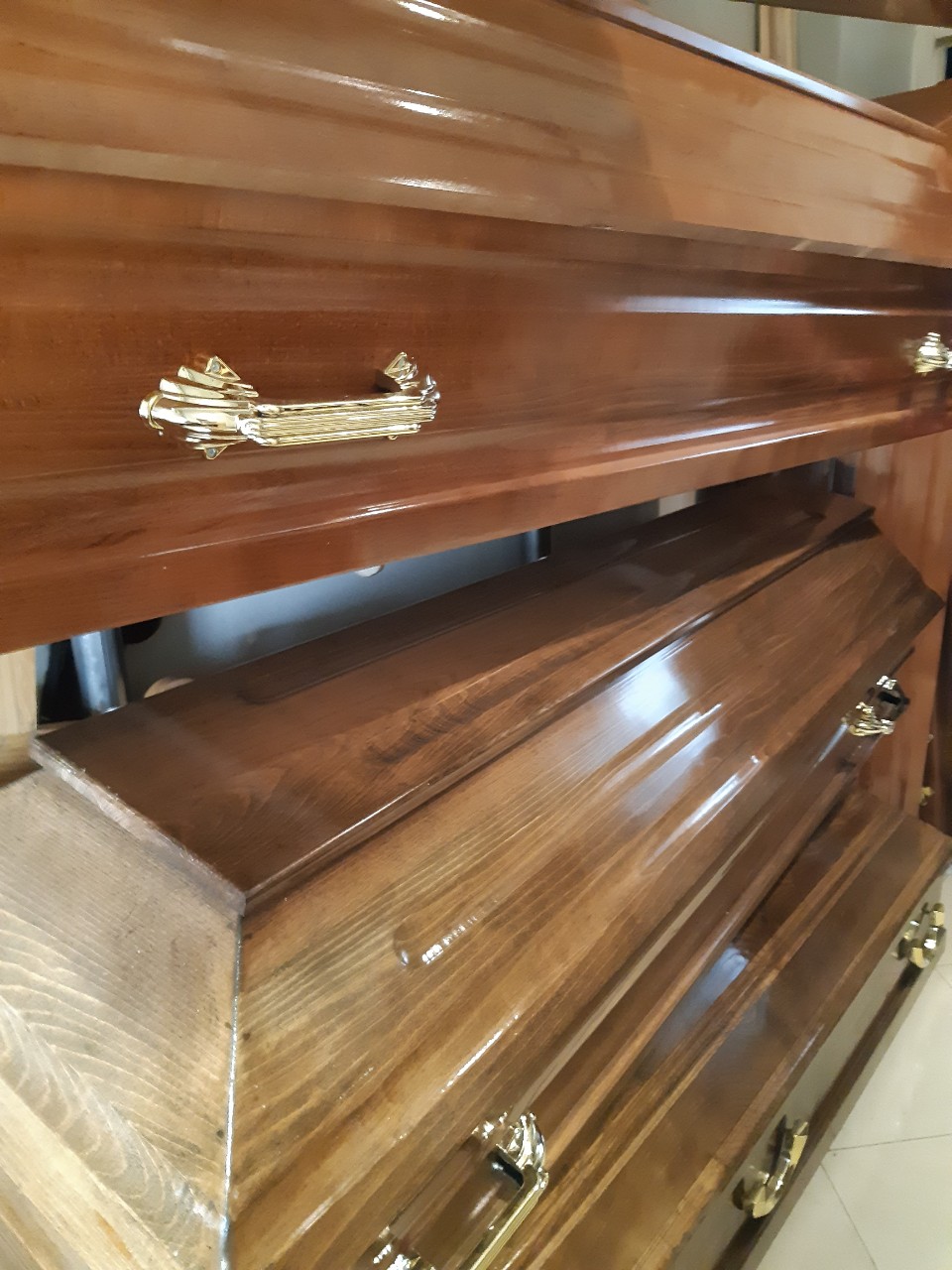 Deceased transportation from France